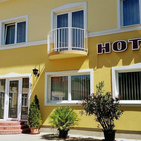 Hotel Sormester Szarvas Exterior photo