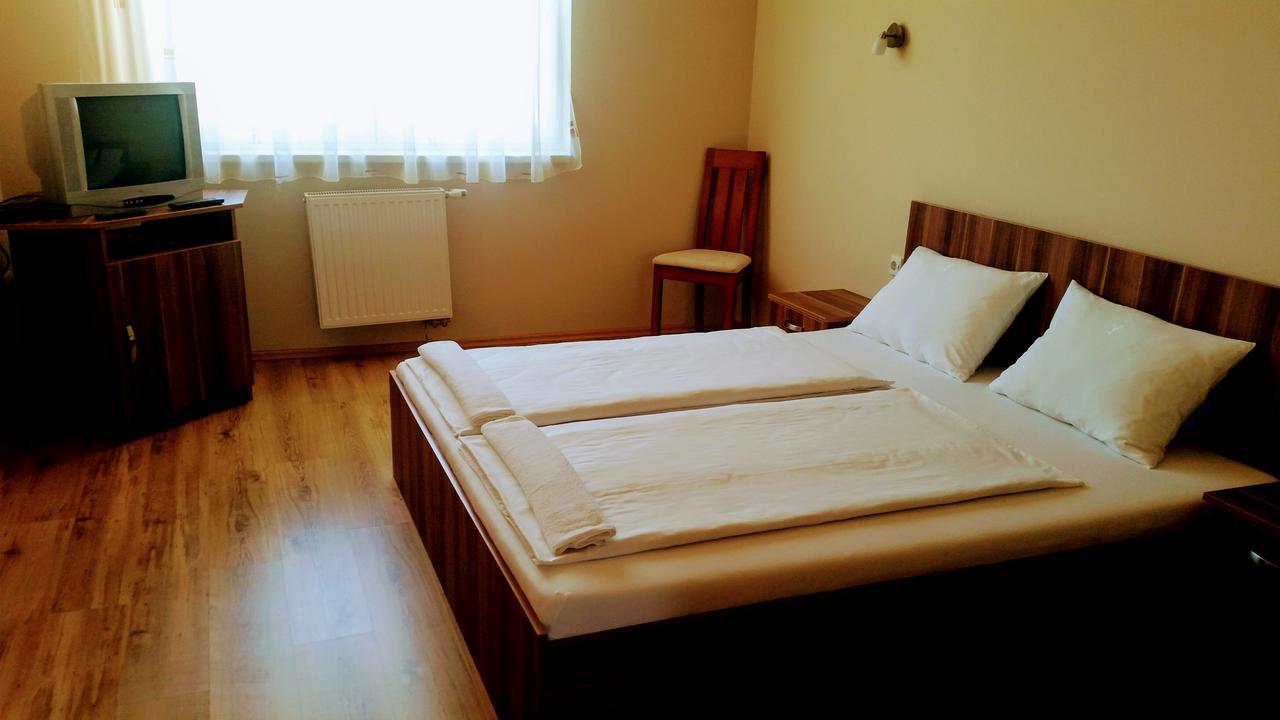 Hotel Sormester Szarvas Exterior photo
